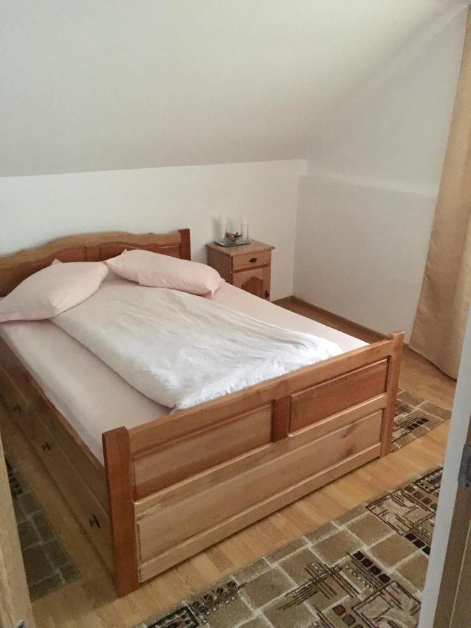 Mihoesti Cabana Baraj Apuseni Mountains מראה חיצוני תמונה